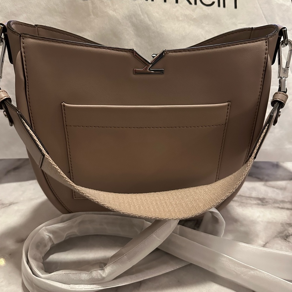 Calvin Klein Beautifull Crossbody/Shoulder bag💞